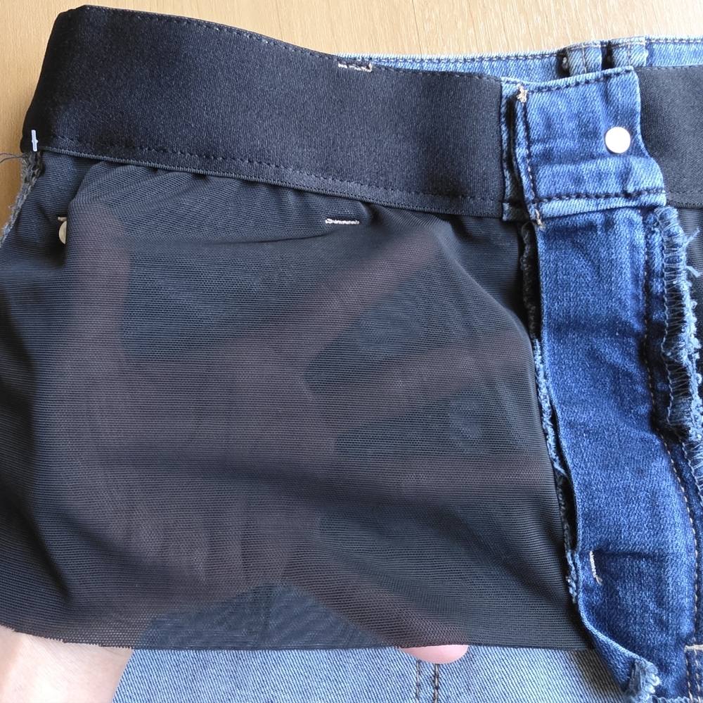 Democracy “Curve Equality” Ab Solution Denim Shorts – Size 14 NWT - Picture 8 of 14